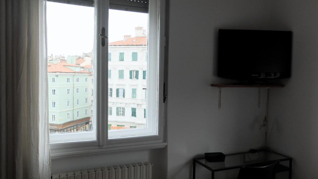 B&B Piazza Goldoni Triest Exterior foto